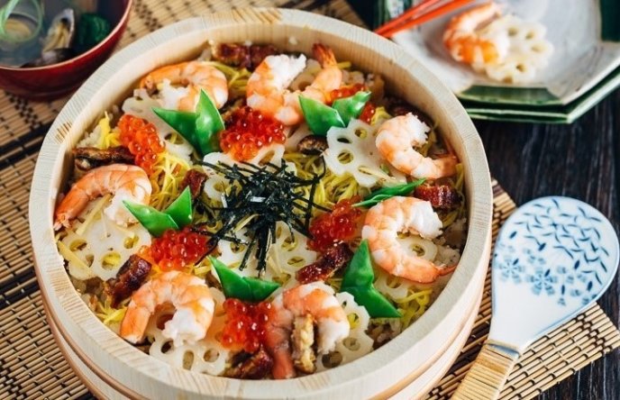 Chirashizushi1