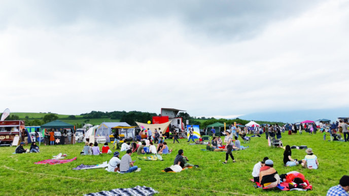 Love Toya 2016 Crowds02
