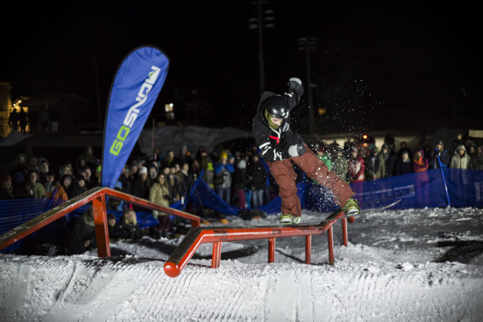 Niseko Rail Jam Midtown Red Bull 2017 02 04 0103