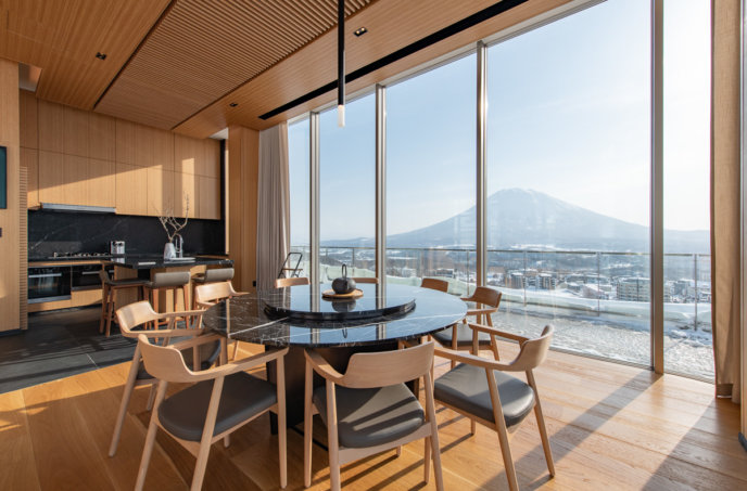 Skye Niseko Interior Yotei West Living Room Low Res 6