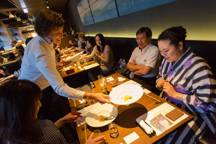 An Dining Interior