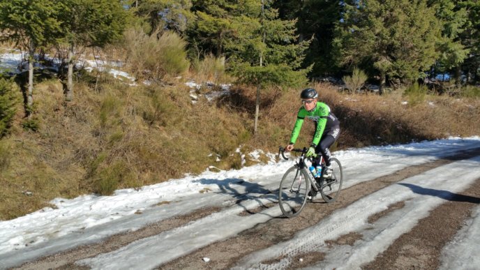 Cyclist Cycling 639189 Spring Winter Stock Image Pixabay