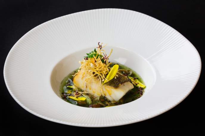 An Dining fish