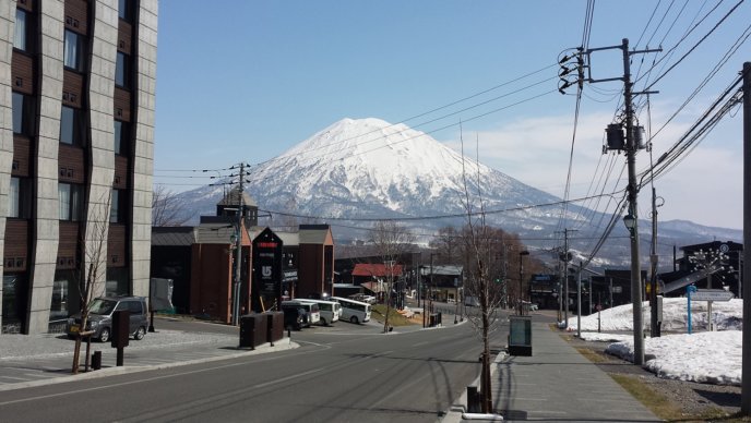 hirafu-zaka-spring