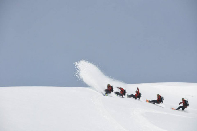 Tats Snowboarding