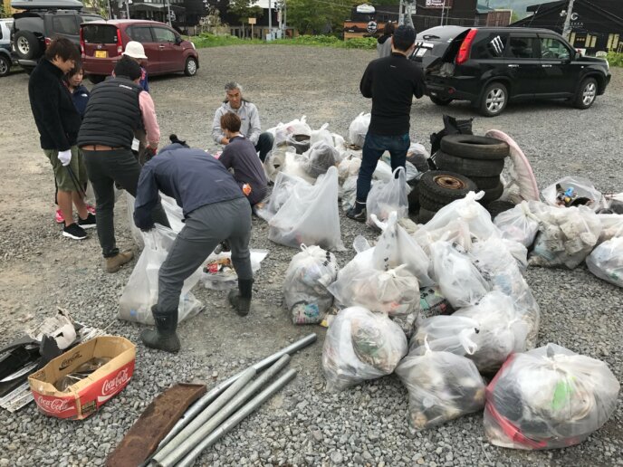 2017 05 22 Hirafu Niseko Spring Clean Up 23