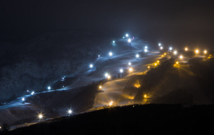 Hirafu Resort Night Skiing