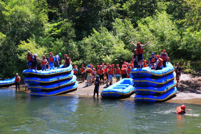 Nac Summer Raft Rafting Big Group 351