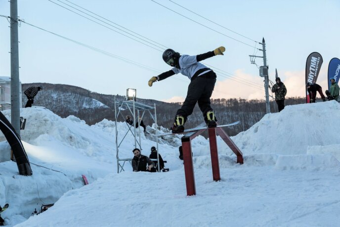 Spring Railjam Hirafu 188