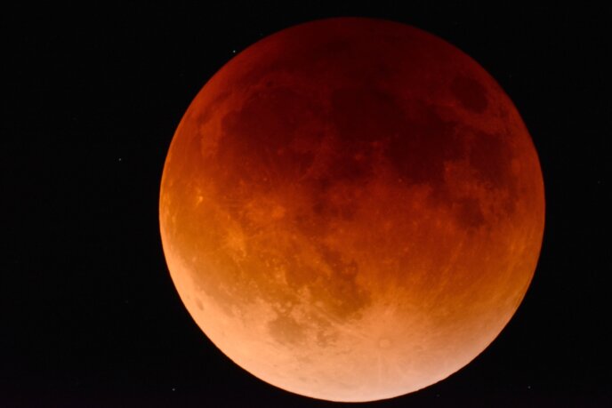 Lunar Eclipse Red Moon 2146596