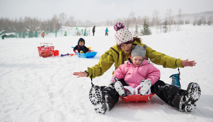 Mountain Niseko Kids Snow School Sledding