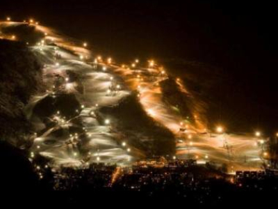 night-skiing-380