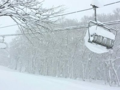 niseko-chairlift-380