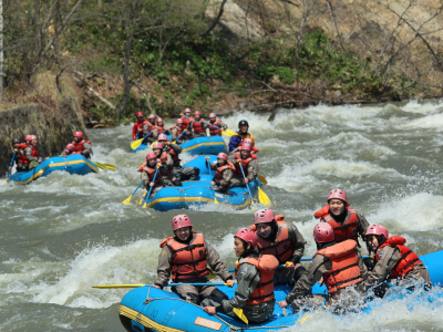 We just love spring rafting in Niseko with NAC