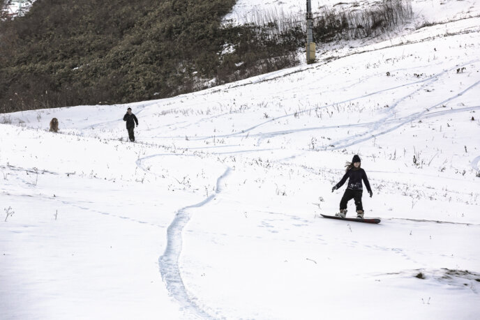 Niseko local snowboarding first snow