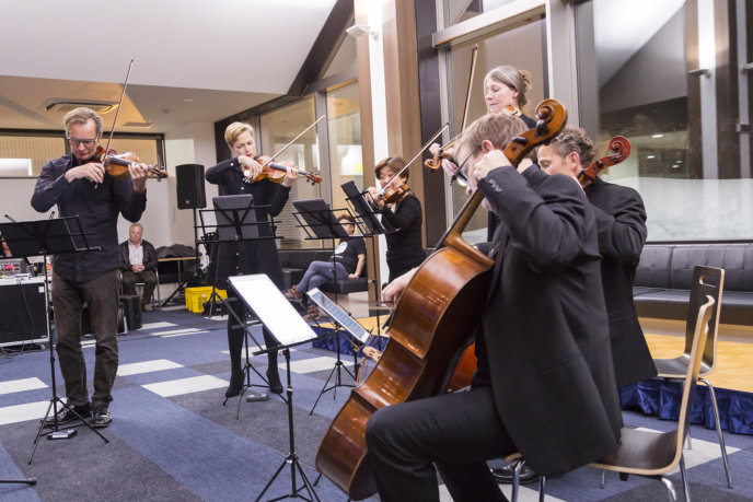 Aco Playing