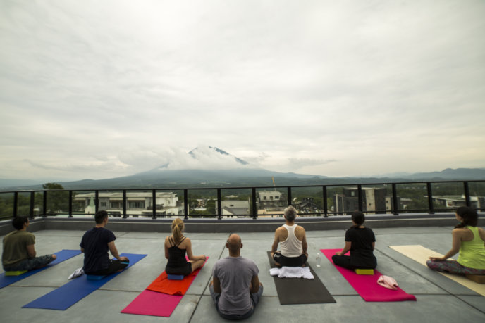 Yoga Aram 1