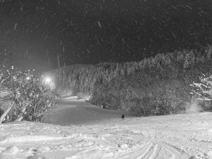 Night skiing slopes to yourself